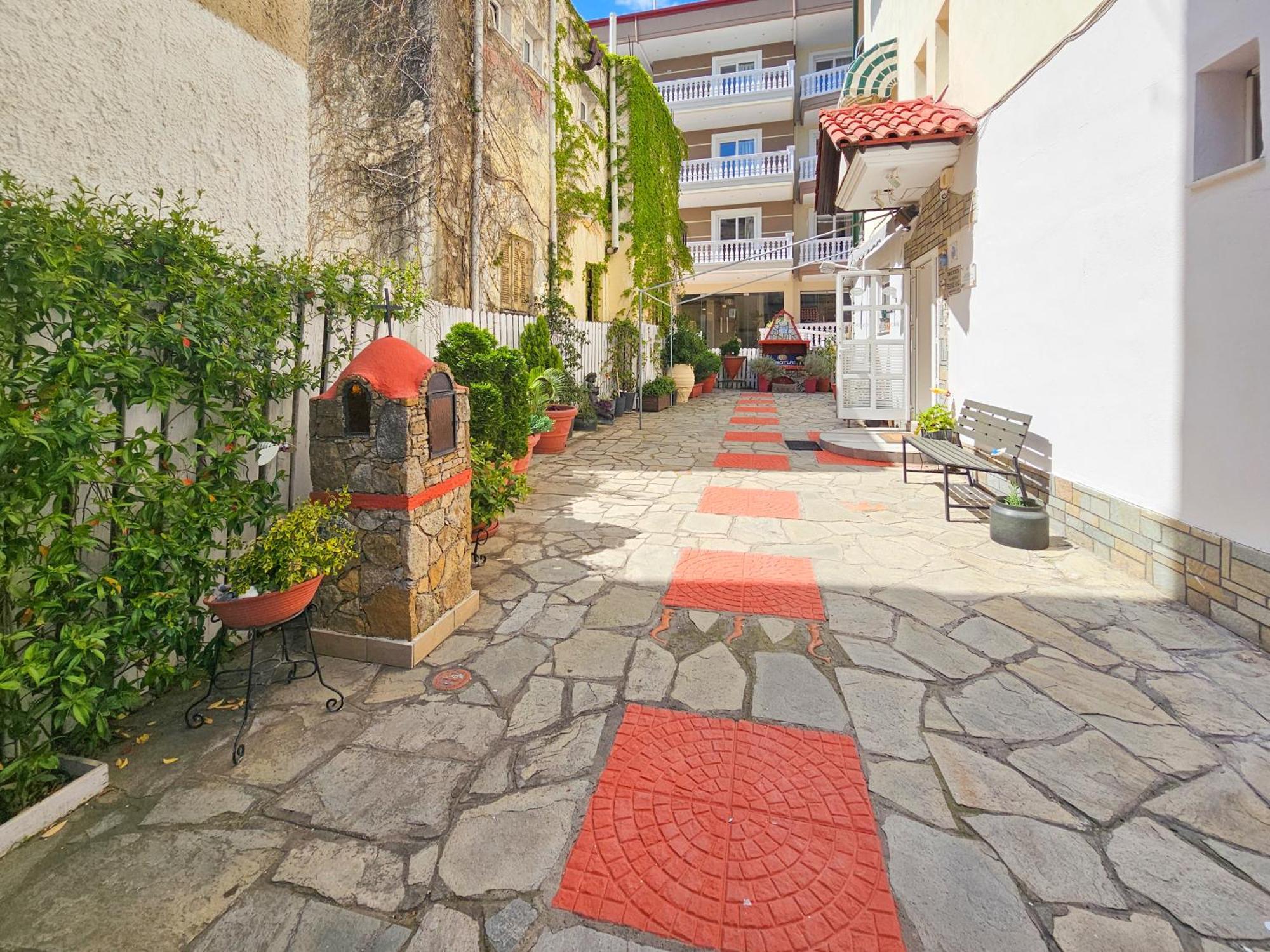 Hotel Exarhos Paralía Buitenkant foto
